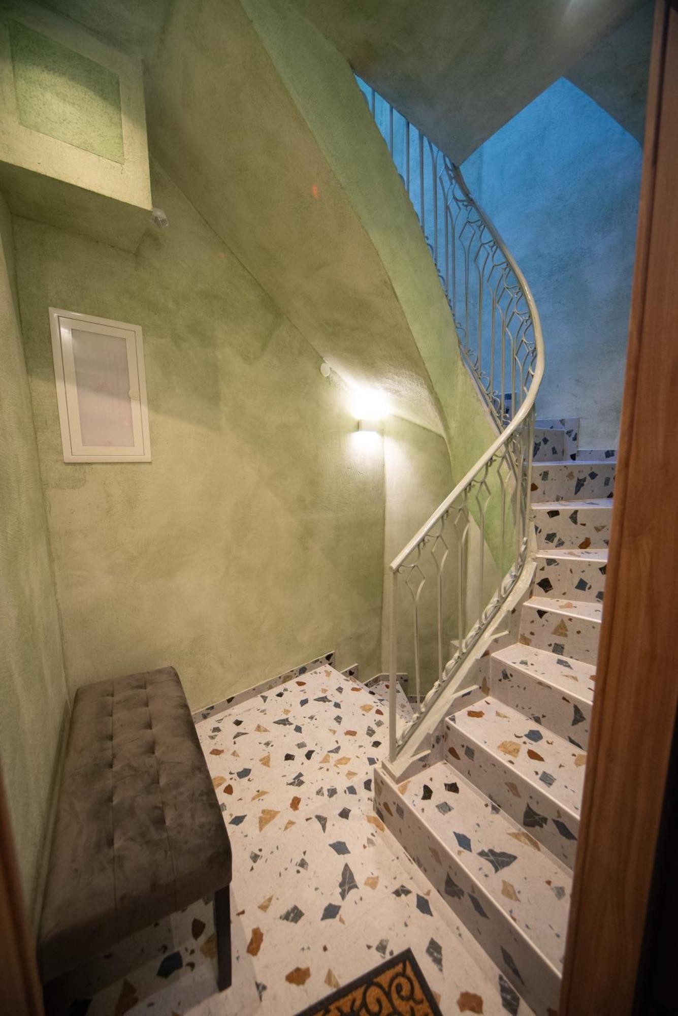 Antiqua Apartment Kavala Exterior photo